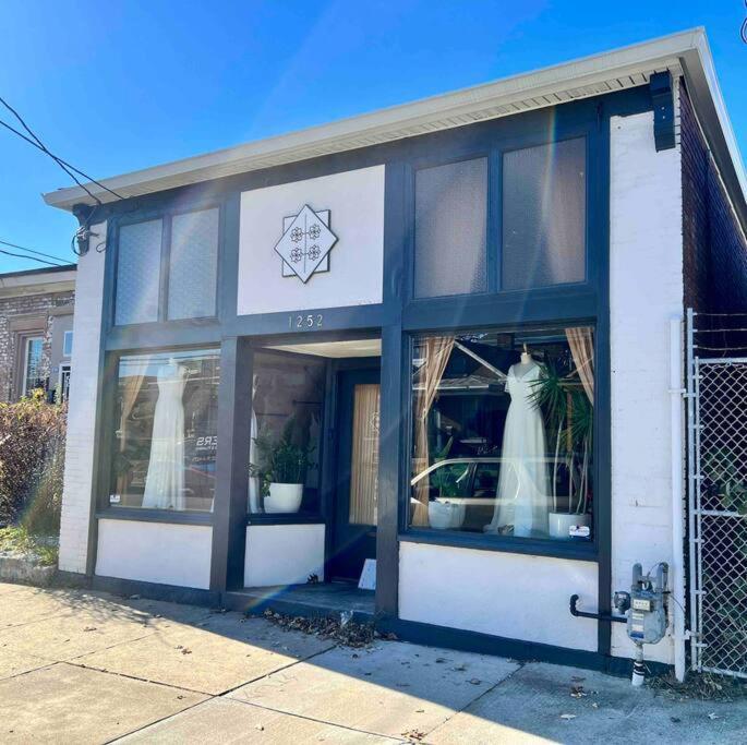 Grand Millennial Germantown 2 Bedroom Shotgun ルイスビル エクステリア 写真